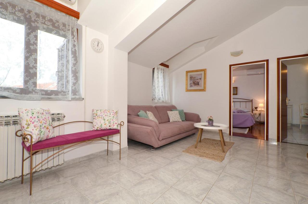 Apartmani Basic 1 Split Exterior foto